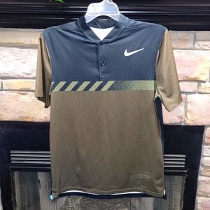 Nike golf modern fit dri-fit t-shirt Size M